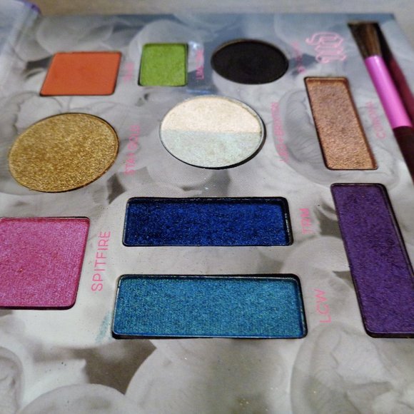 URBAN DEACAY KRISTEN LEANNE COLLECTION - Picture 5 of 16